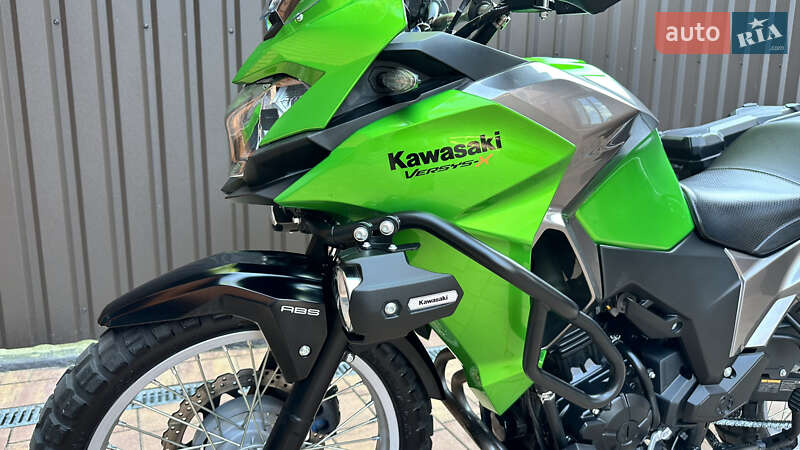 Мотоцикл Многоцелевой (All-round) Kawasaki Versys 2017 в Виннице