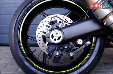 Мотоцикл Без обтекателей (Naked bike) Kawasaki Z 1000 2018 в 