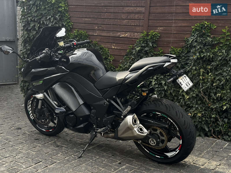 Мотоцикл Спорт-туризм Kawasaki Z 1000 2015 в Днепре