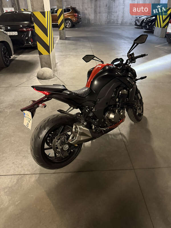 Мотоцикл Без обтекателей (Naked bike) Kawasaki Z 1000 2015 в Одессе