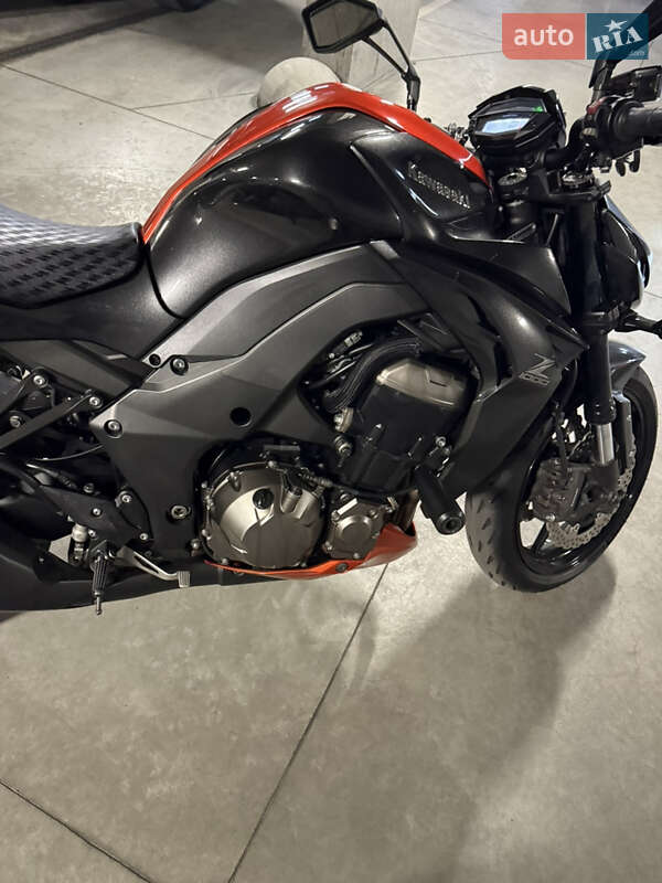 Мотоцикл Без обтекателей (Naked bike) Kawasaki Z 1000 2015 в Одессе