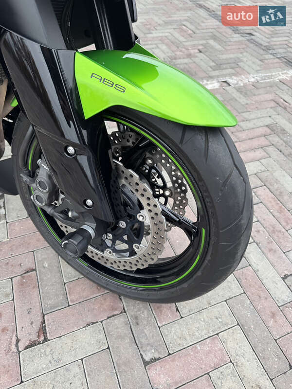 Мотоцикл Классик Kawasaki Z 1000 2010 в Харькове фото 7 Мотоцикл Классик Kawasaki Z 1000 2010 в Харькове