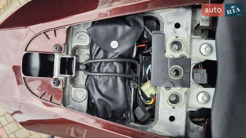 Мотоцикл Супермото (Motard) Kawasaki Z 1000 2011 в Дубні