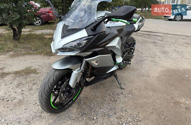 Мотоцикл Спорт-туризм Kawasaki Z 1000SX 2019 в 