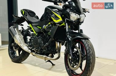 Мотоцикл Без обтекателей (Naked bike) Kawasaki Z 250 2021 в Киеве