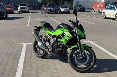 Мотоцикл Без обтекателей (Naked bike) Kawasaki Z 250SL 2016 в Киеве