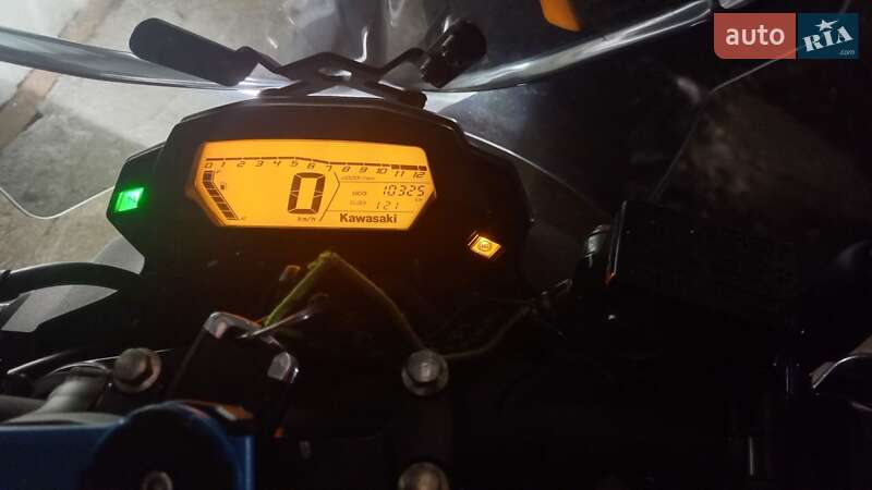 Мотоцикл Без обтекателей (Naked bike) Kawasaki Z 250SL 2015 в Киеве