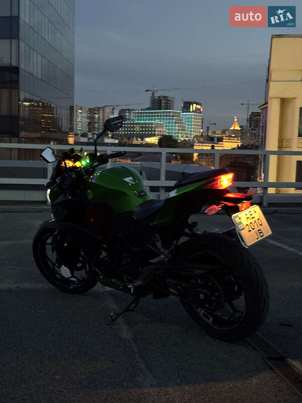 Мотоцикл Багатоцільовий (All-round) Kawasaki Z 300 2016 в Дніпрі