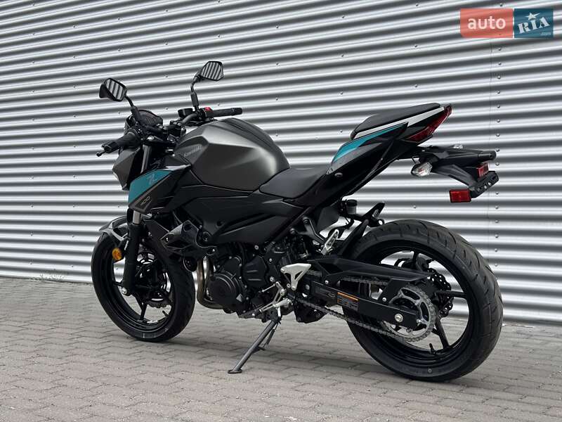 Мотоцикл Без обтекателей (Naked bike) Kawasaki Z 400 2023 в Киеве