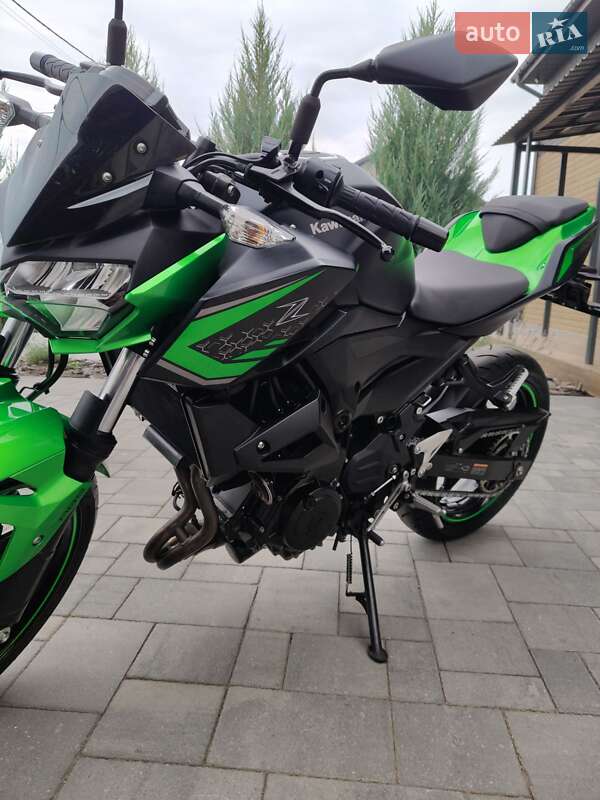 Мотоцикл Без обтекателей (Naked bike) Kawasaki Z 400 2021 в Берёзовке