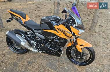 Спортбайк Kawasaki Z 400 2019 в 