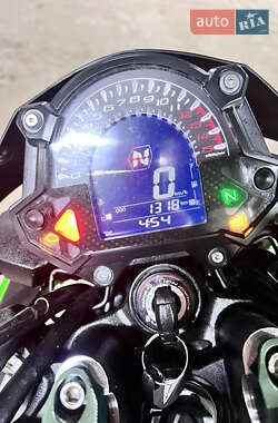 Мотоцикл Без обтекателей (Naked bike) Kawasaki Z 400 2021 в 