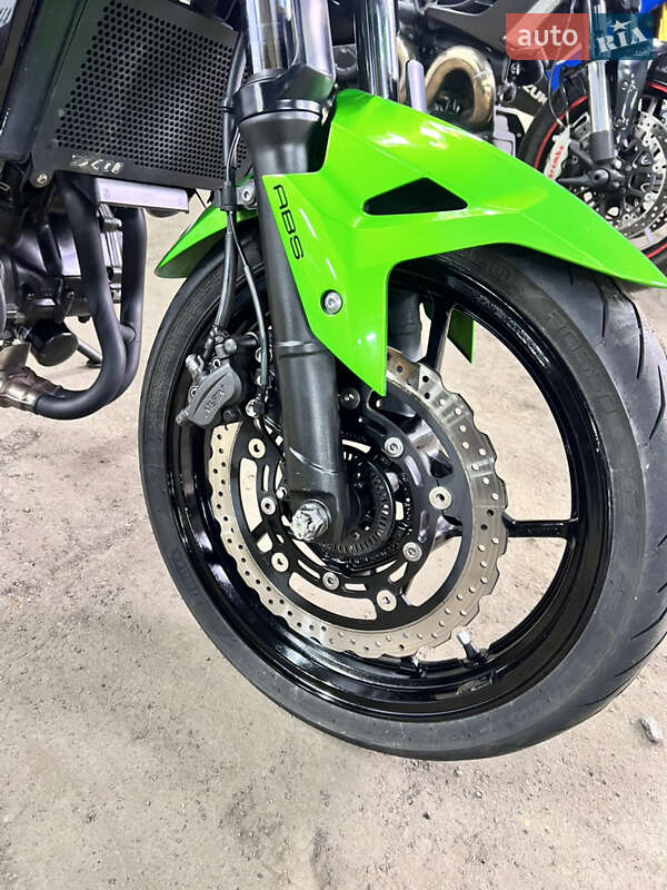 Мотоцикл Без обтекателей (Naked bike) Kawasaki Z 400 2018 в Житомире
