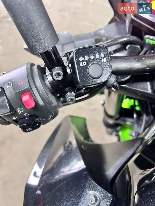 Мотоцикл Без обтекателей (Naked bike) Kawasaki Z 400 2018 в Житомире