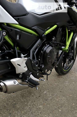 Мотоцикл Без обтекателей (Naked bike) Kawasaki Z 650 2020 в Трускавце