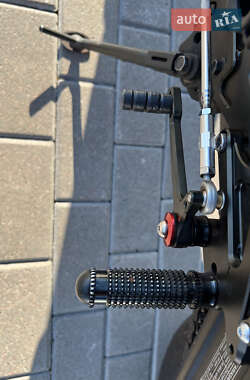Мотоцикл Без обтекателей (Naked bike) Kawasaki Z 650 2023 в 