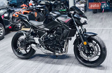 Мотоцикл Без обтекателей (Naked bike) Kawasaki Z 650 2020 в Киеве