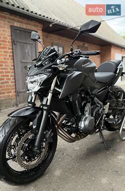 Спортбайк Kawasaki Z 650 2017 в 
