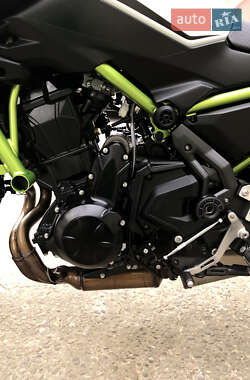 Мотоцикл Без обтікачів (Naked bike) Kawasaki Z 650 2020 в 