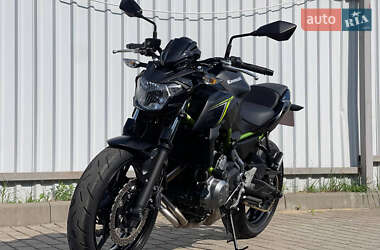 Мотоцикл Без обтекателей (Naked bike) Kawasaki Z 650 2018 в 