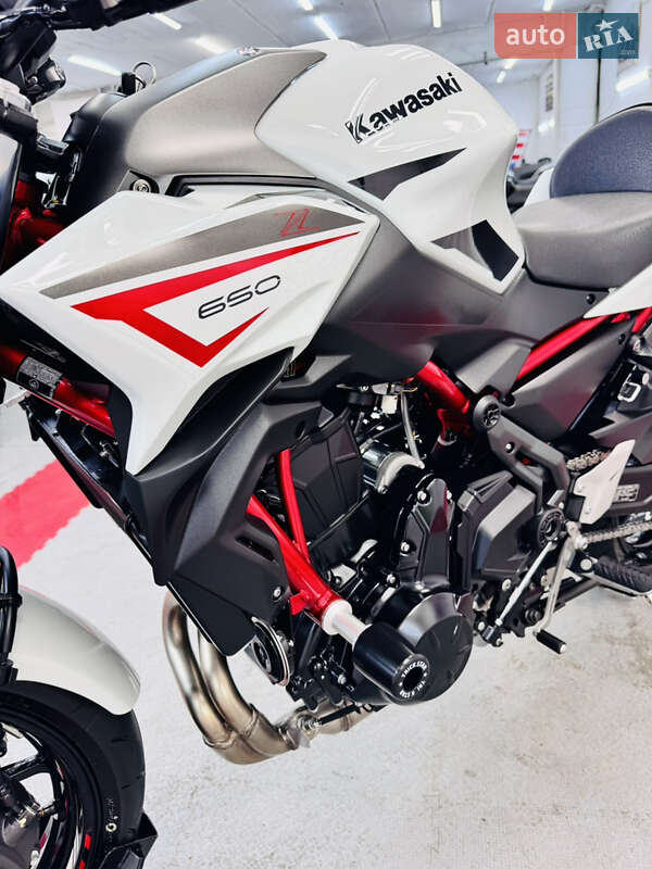 Спортбайк Kawasaki Z 650 2022 в Одессе