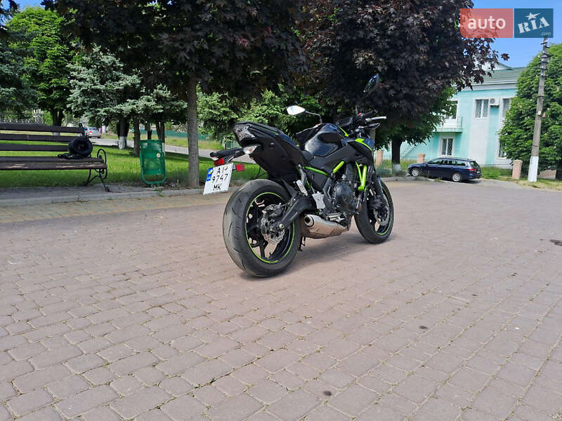 Мотоцикл Спорт-туризм Kawasaki Z 650 2022 в Киеве
