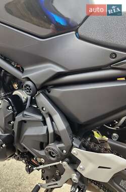 Мотоцикл Без обтікачів (Naked bike) Kawasaki Z 650 2023 в  фото 30 Мотоцикл Без обтікачів (Naked bike) Kawasaki Z 650 2023 в