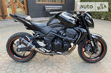 Спортбайк Kawasaki Z 750 2011 в 