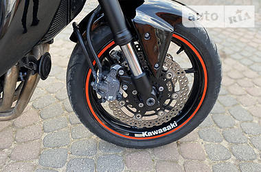 Спортбайк Kawasaki Z 750 2011 в 