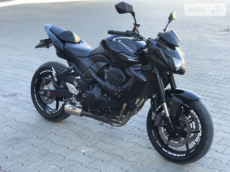 Мотоцикл Без обтекателей (Naked bike) Kawasaki Z 750 2011 в 