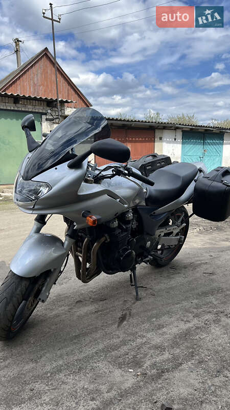 Мотоцикл Спорт-туризм Kawasaki Z 750 2001 в Луцке