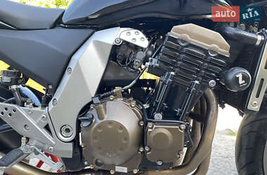 Мотоцикл Без обтекателей (Naked bike) Kawasaki Z 750 2005 в 