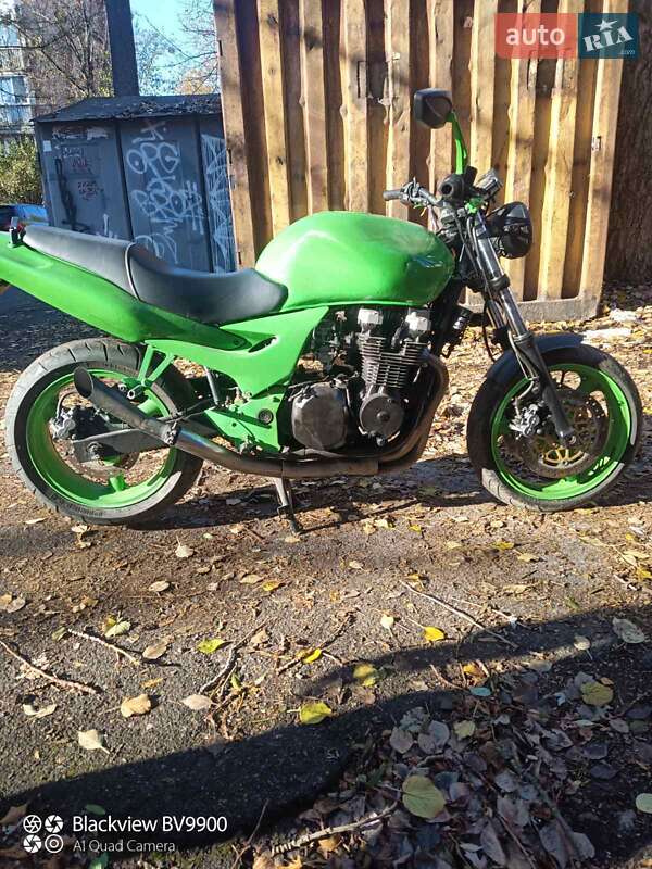 Мотоцикл Без обтекателей (Naked bike) Kawasaki Z 750 2002 в Киеве