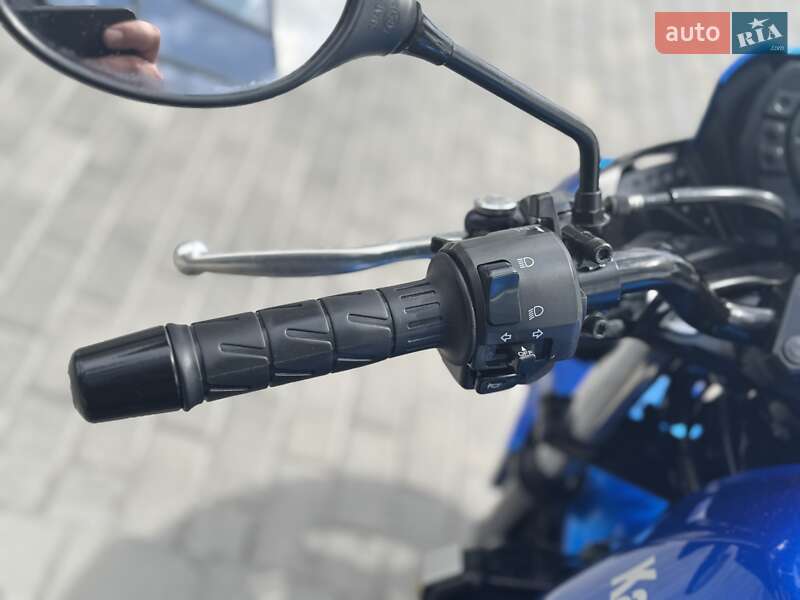 Мотоцикл Без обтекателей (Naked bike) Kawasaki Z 750 2005 в Ровно
