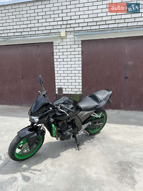 Мотоцикл Без обтекателей (Naked bike) Kawasaki Z 750 2004 в Носовке