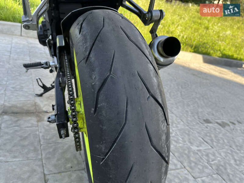 Спортбайк Kawasaki Z 750R 2004 в Новояворівську фото 12 Спортбайк Kawasaki Z 750R 2004 в Новояворівську
