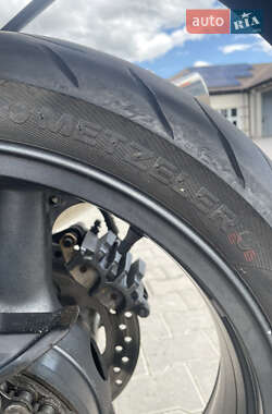 Мотоцикл Классик Kawasaki Z 750R 1999 в  фото 5 Мотоцикл Классик Kawasaki Z 750R 1999 в