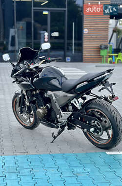 Мотоцикл Спорт-туризм Kawasaki Z 750S 2005 в 