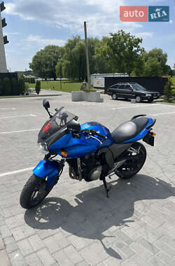 Мотоцикл Спорт-туризм Kawasaki Z 750S 2005 в 