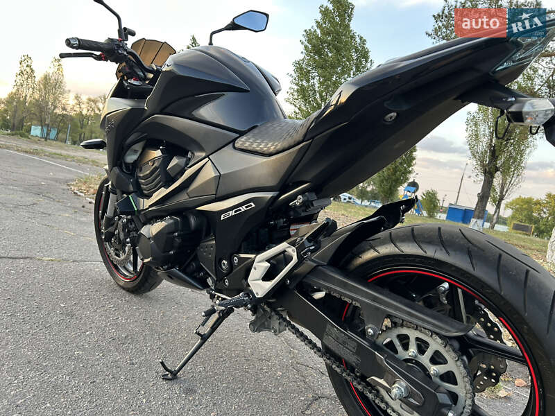 Мотоцикл Без обтекателей (Naked bike) Kawasaki Z 800 2013 в Днепре