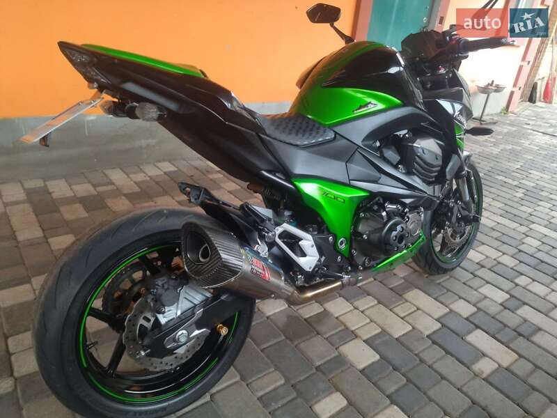 Мотоцикл Без обтікачів (Naked bike) Kawasaki Z 800 2013 в Бучі