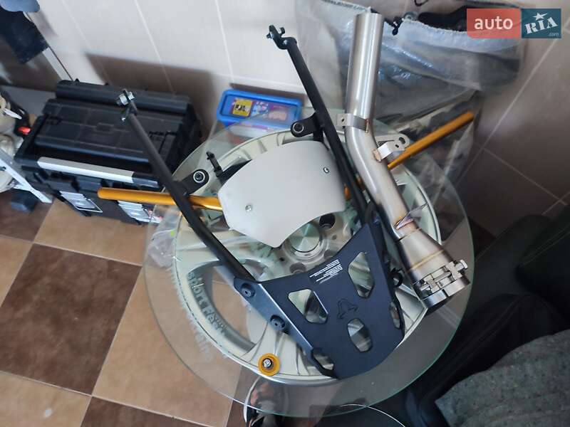 Мотоцикл Классик Kawasaki Z 900RS 2018 в Черновцах фото 13 Мотоцикл Классик Kawasaki Z 900RS 2018 в Черновцах