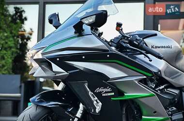 Мотоцикл Спорт-туризм Kawasaki Z H2 2019 в 