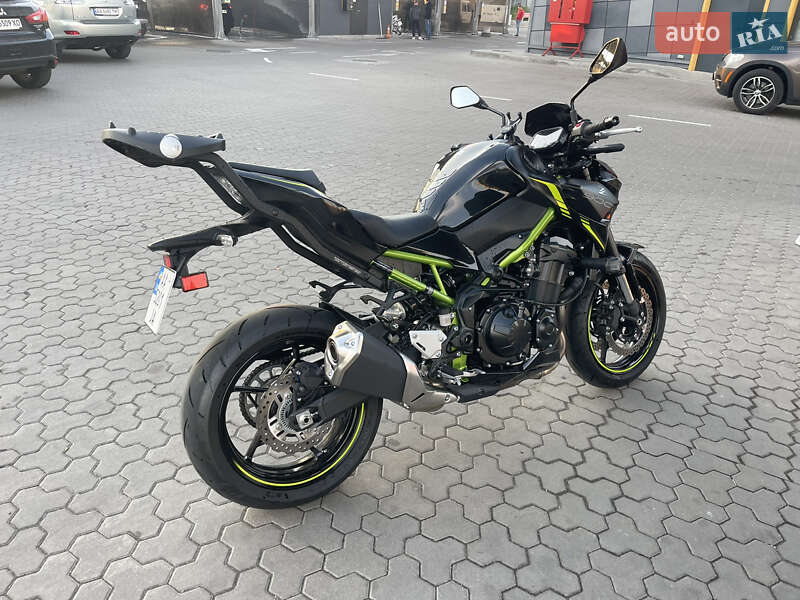 Мотоцикл Без обтікачів (Naked bike) Kawasaki Z900 2022 в Києві