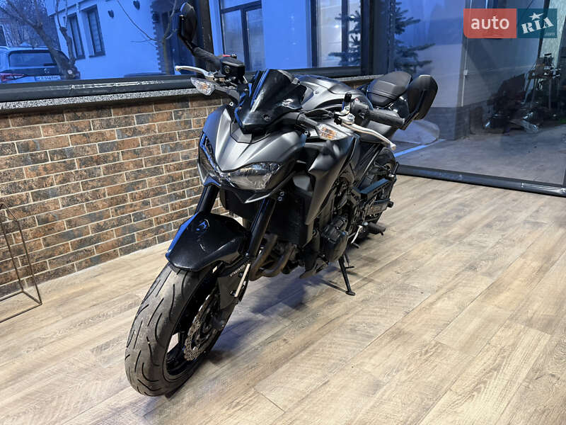 Мотоцикл Без обтекателей (Naked bike) Kawasaki Z900 2018 в Киеве