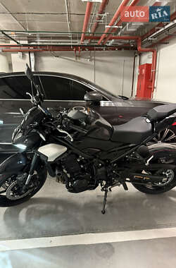 Мотоцикл Без обтікачів (Naked bike) Kawasaki Z900 2025 в Києві