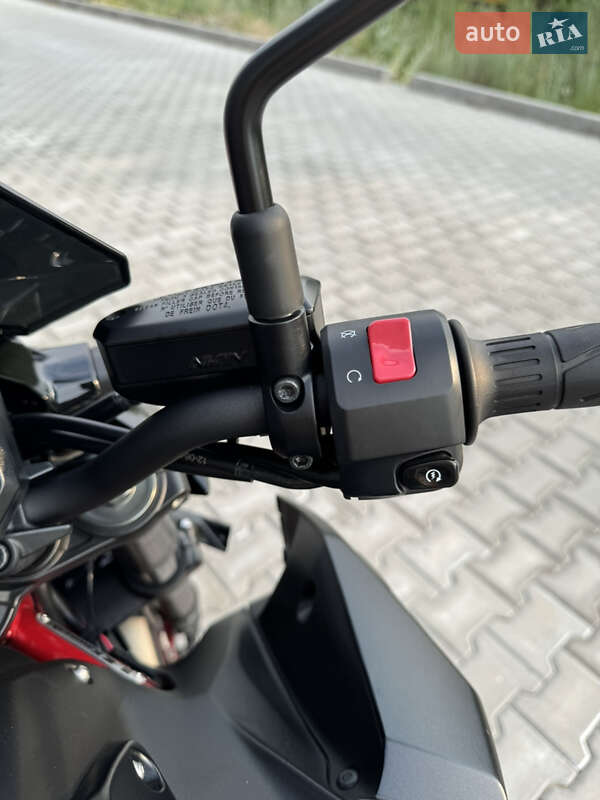 Мотоцикл Без обтекателей (Naked bike) Kawasaki Z900 2021 в Киеве