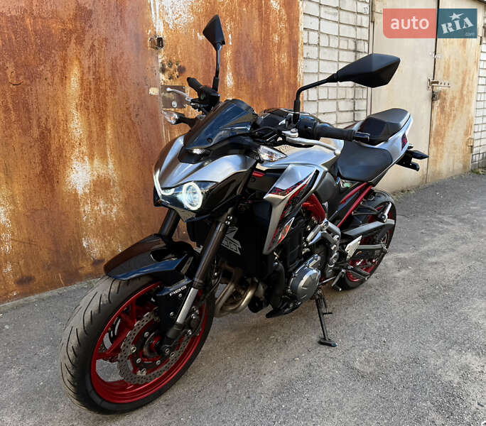 Kawasaki Z900 2018
