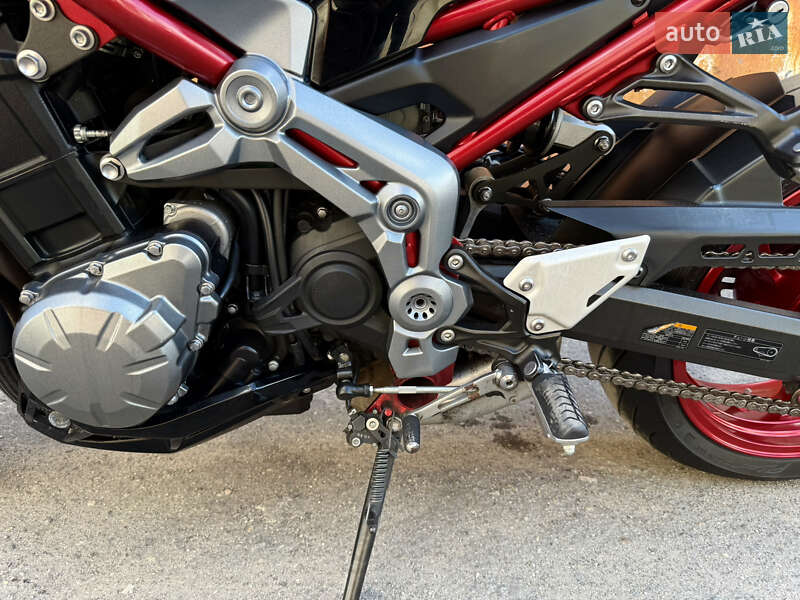 Мотоцикл Без обтекателей (Naked bike) Kawasaki Z900 2018 в Днепре фото 6 Мотоцикл Без обтекателей (Naked bike) Kawasaki Z900 2018 в Днепре