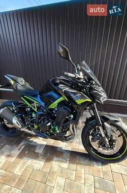 Мотоцикл Без обтікачів (Naked bike) Kawasaki Z900 2021 в  фото 6 Мотоцикл Без обтікачів (Naked bike) Kawasaki Z900 2021 в